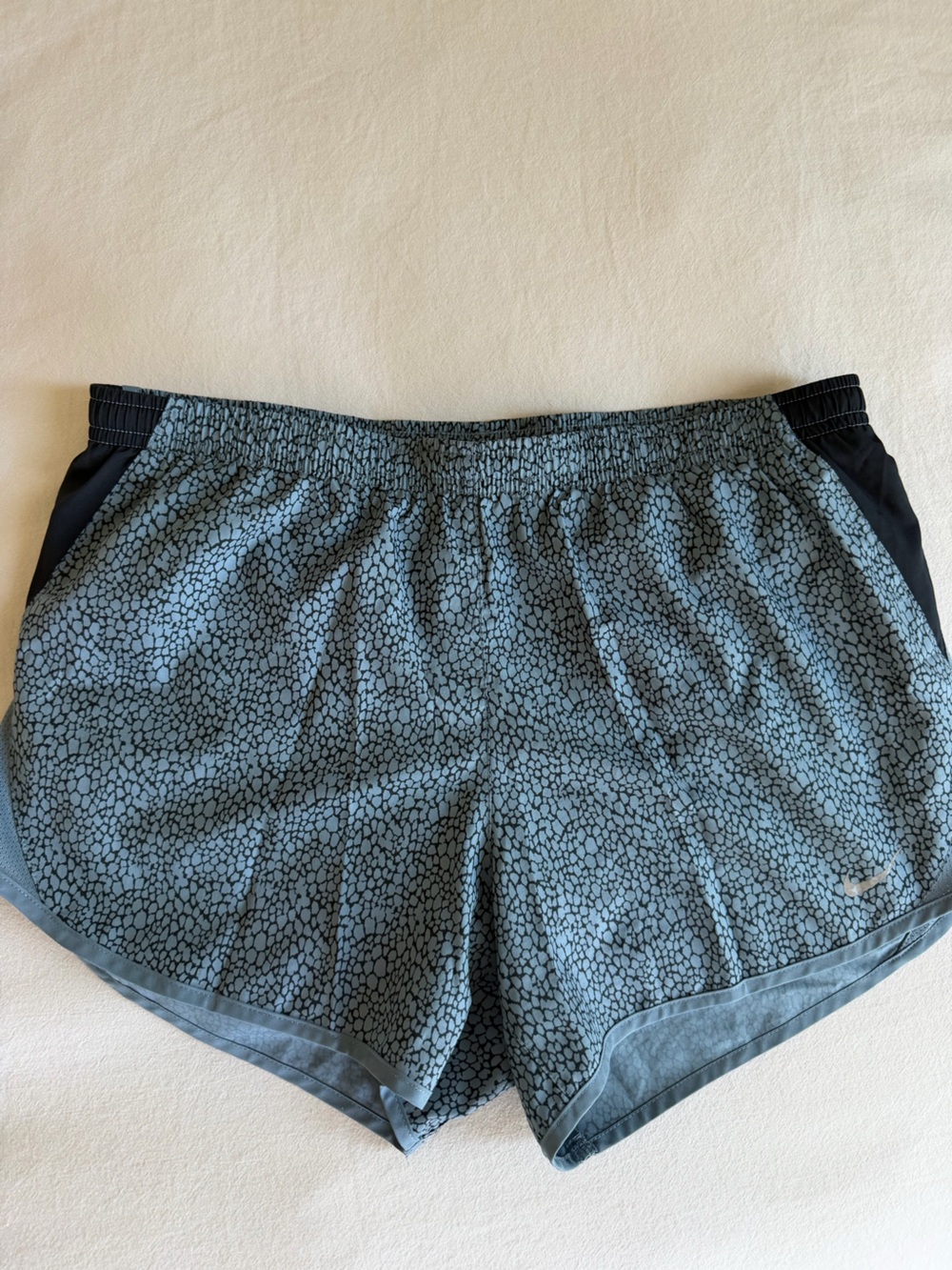 Nike Blue Gray Patterned Athletic Shorts